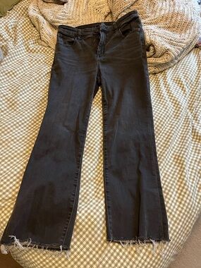 American Eagle Outfitters Black Kick Out Crop Jeans with Frayed Hem